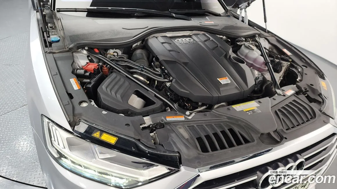 Audi A8 2021 из KR, фото 6