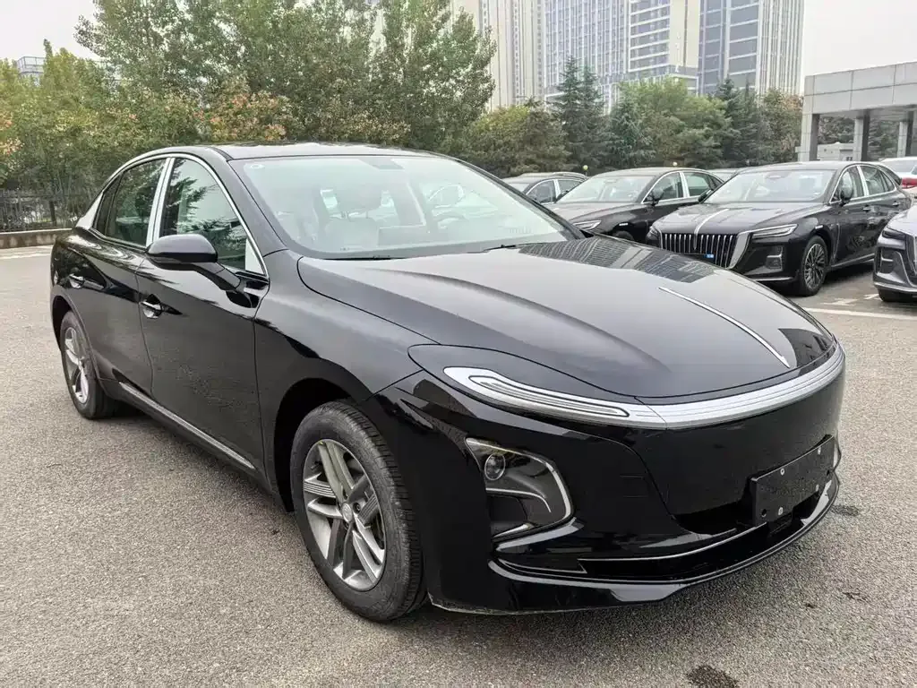 Hongqi E-QM5 2025 из CN, фото 3