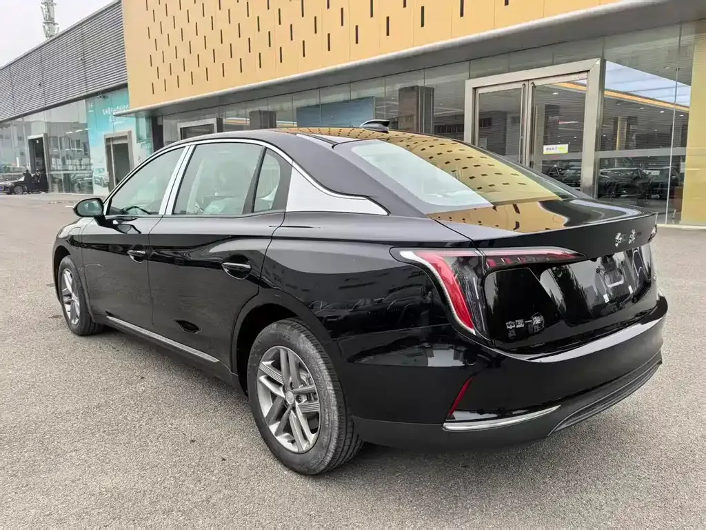 Hongqi E-QM5 2025 из CN, фото 7