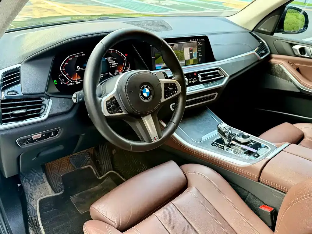 BMW X5 (Import) — фото 8