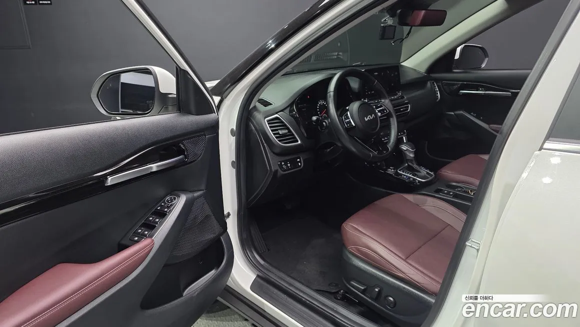 Kia Seltos 2023 из KR, фото 10