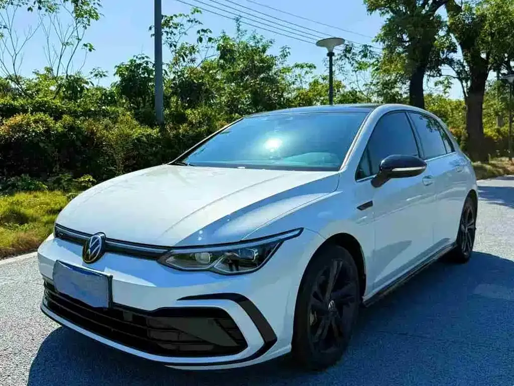 Volkswagen Golf 2022 из CN, фото 1
