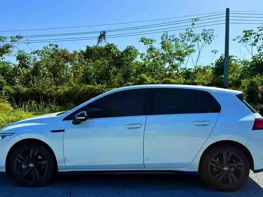 Volkswagen Golf 2022 из CN, фото 3