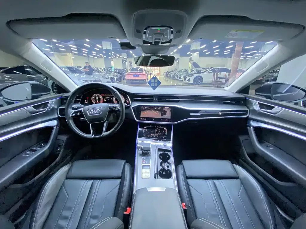Audi A7 2024 из CN, фото 8