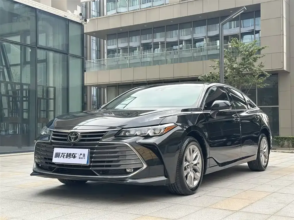 Toyota Avalon 2021 из CN, фото 1