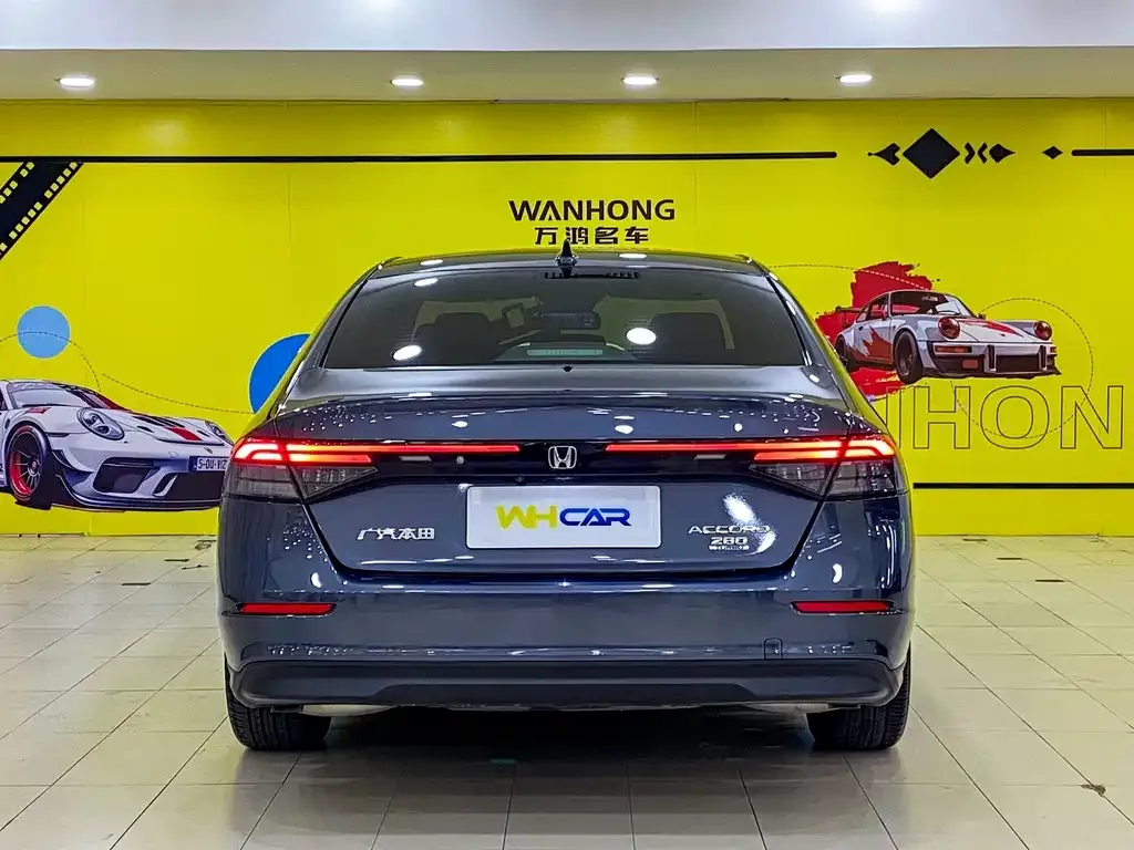 Honda Accord — фото 8