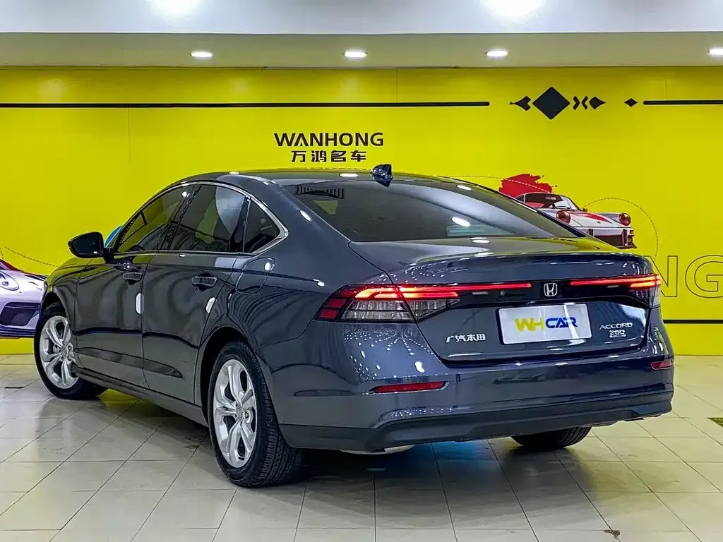 Honda Accord — фото 9