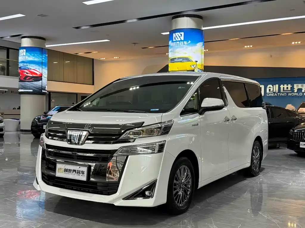 Toyota Vellfire 2023 из CN, фото 1