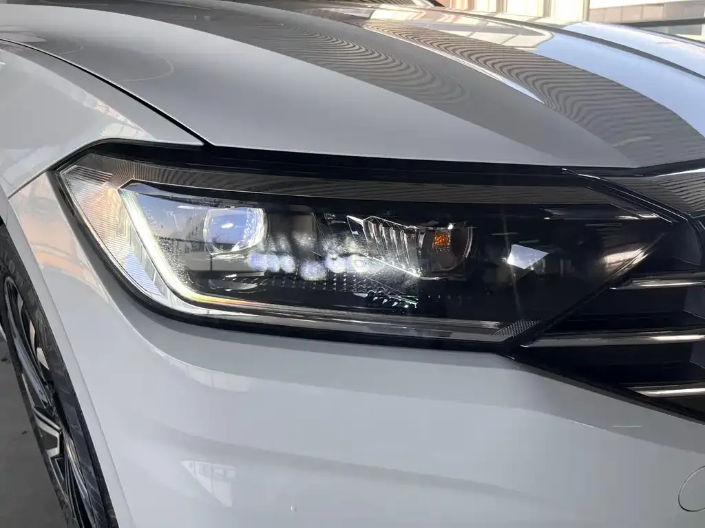 Volkswagen Sagitar 2021 из CN, фото 10