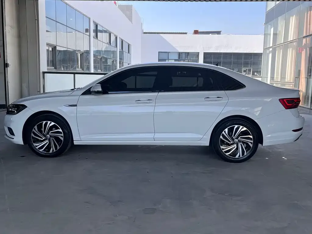 Volkswagen Sagitar 2021 из CN, фото 4