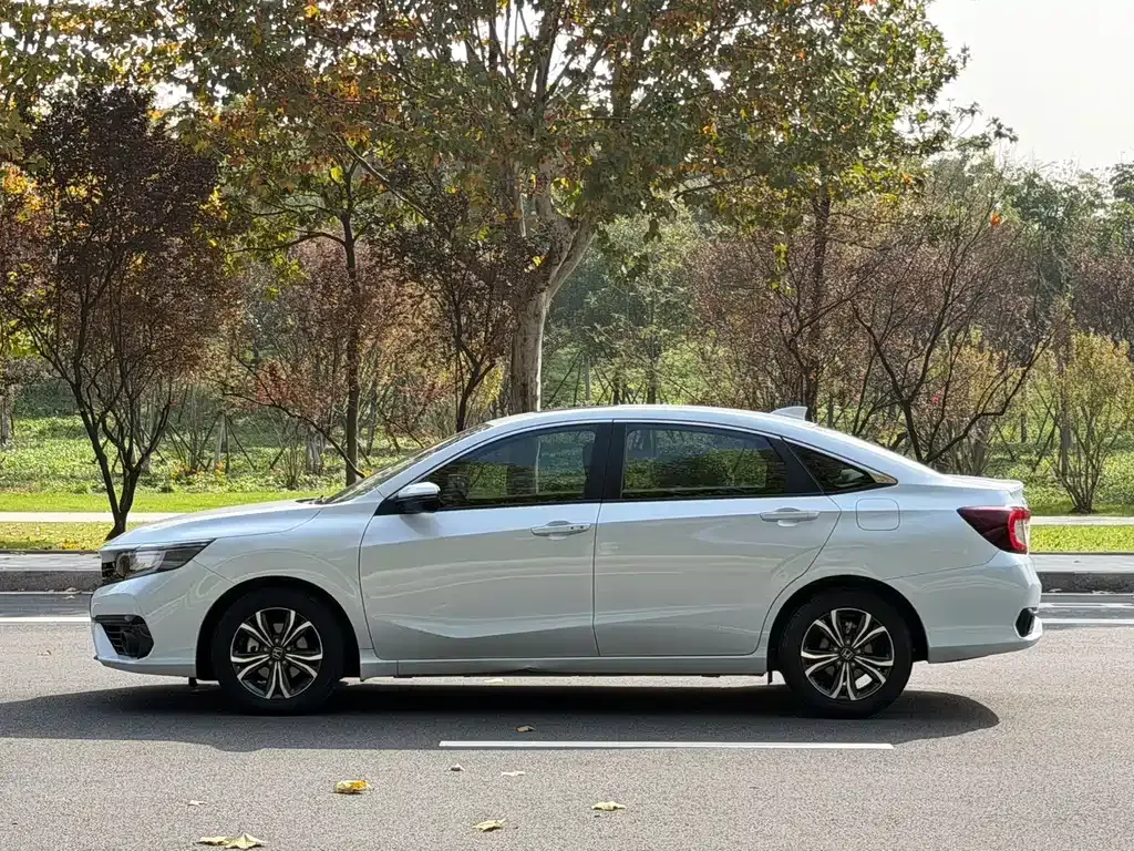 Honda Envix 2023 из CN, фото 10