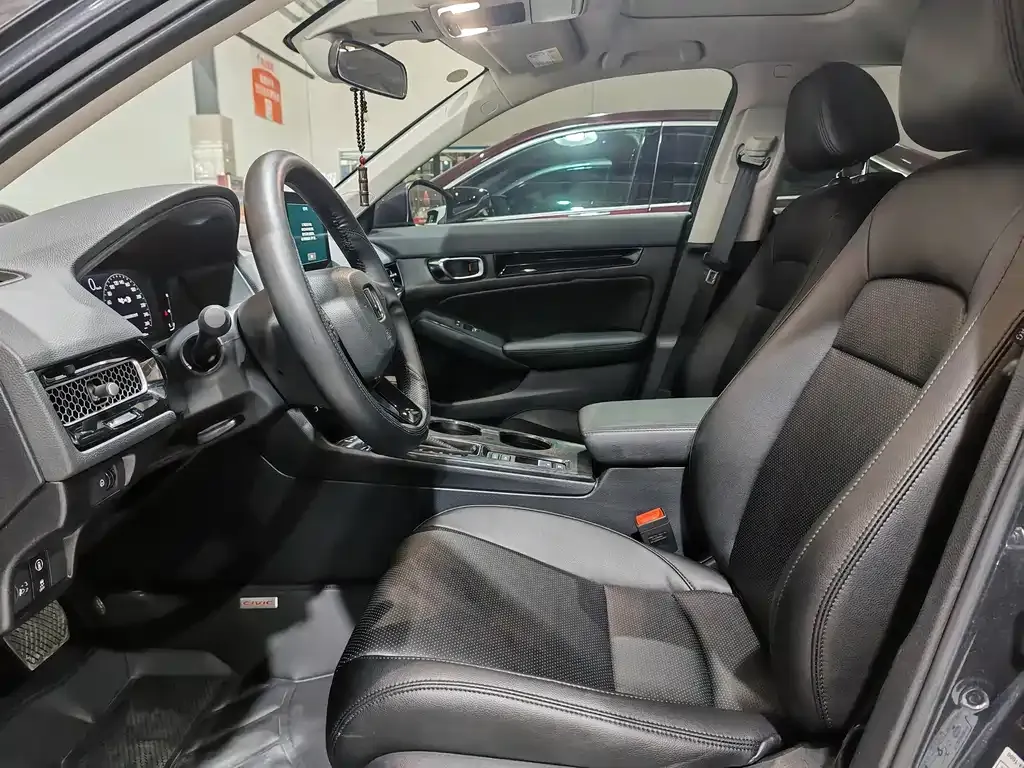 Honda Civic — фото 4