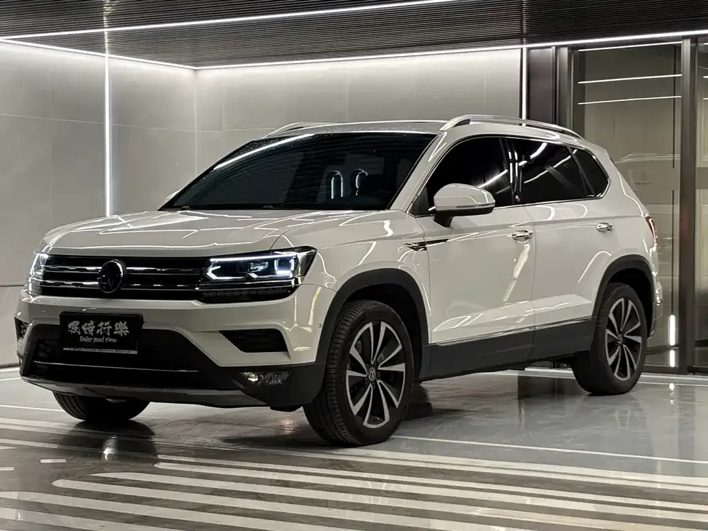 Volkswagen Tharu — фото 1