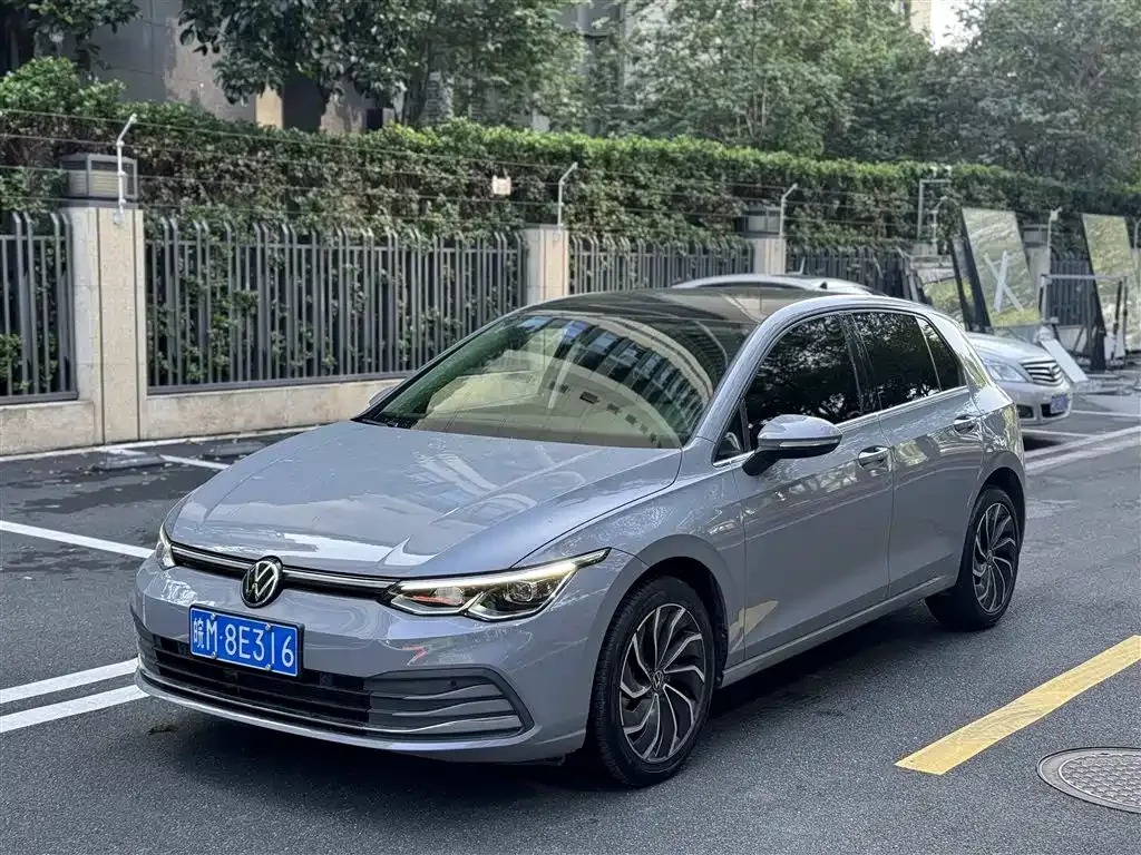 Volkswagen Golf 2022 из CN, фото 1