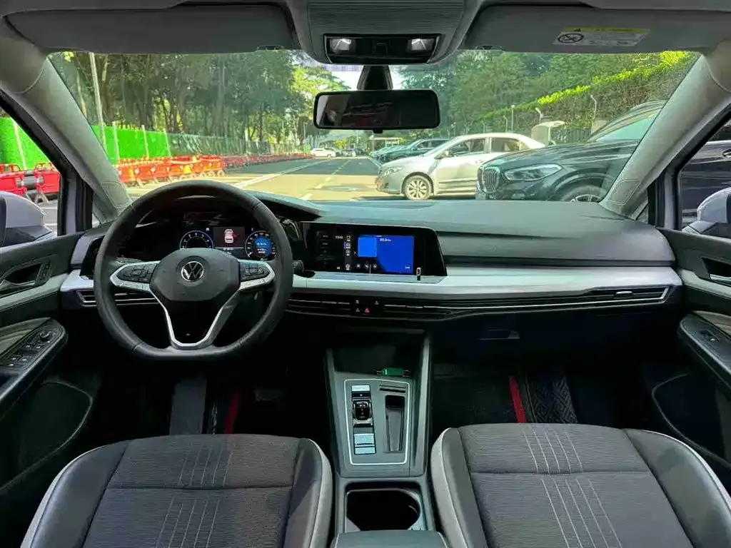 Volkswagen Golf 2022 из CN, фото 7