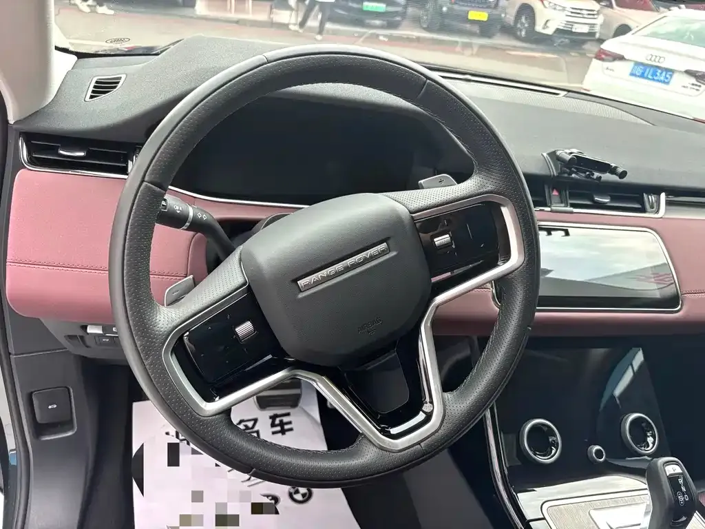 Land Rover Evoque 2024 из CN, фото 3