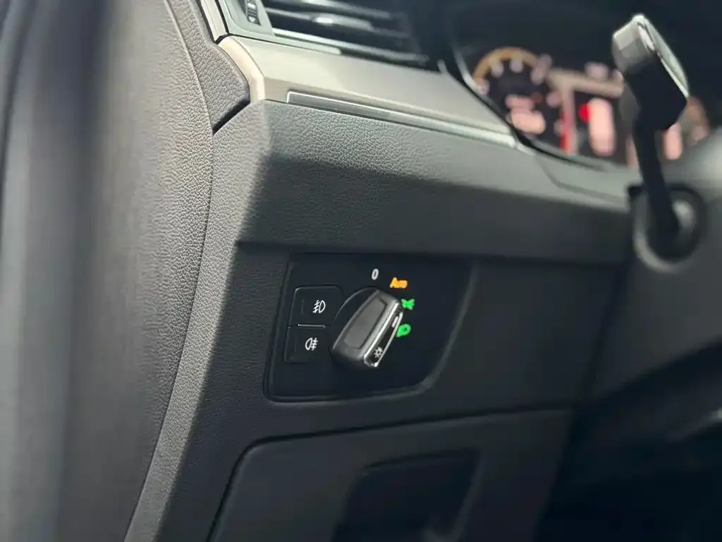 Volkswagen Viloran 2022 из CN, фото 7