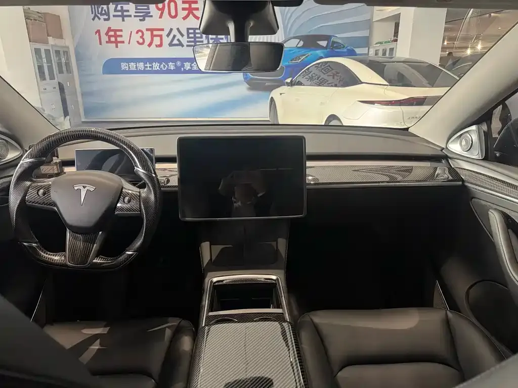 Tesla Model Y — фото 6