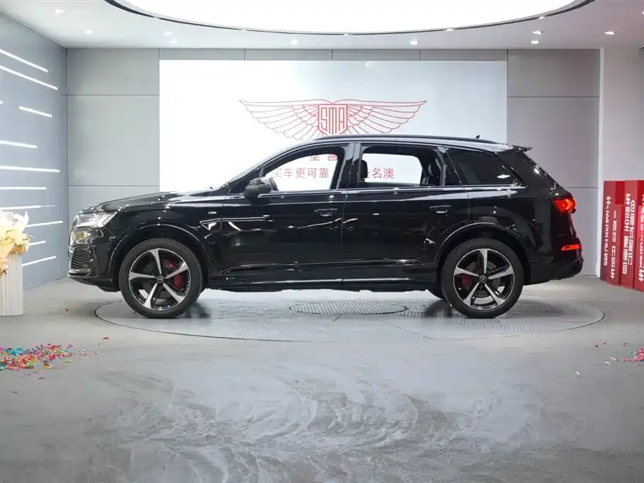 Audi Q7 — фото 2