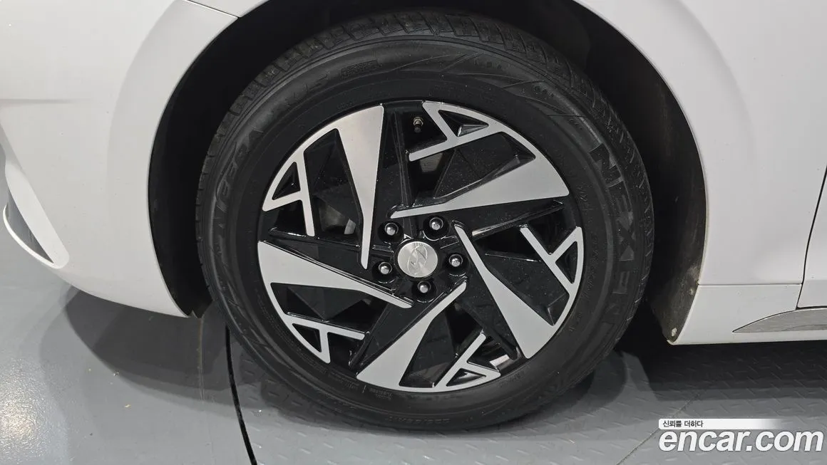 Hyundai Grandeur 2023 из KR, фото 5