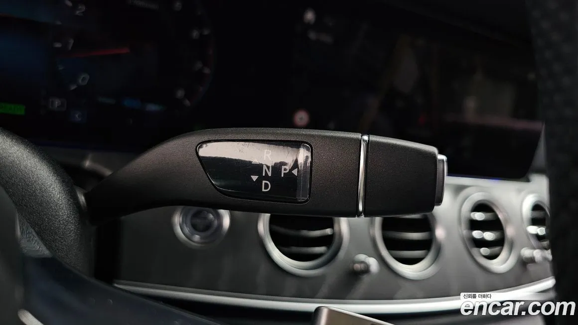 Mercedes-Benz E-Class 2022 из KR, фото 9