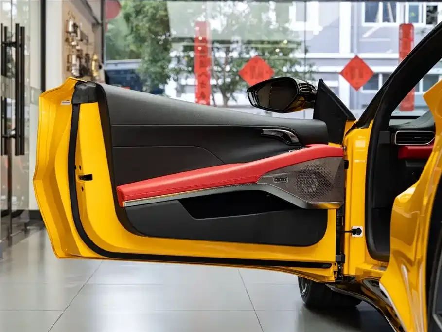 Lotus Emira 2023 из CN, фото 10