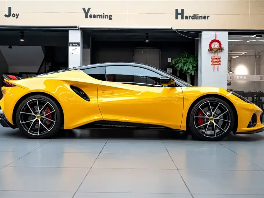 Lotus Emira 2023 из CN, фото 3