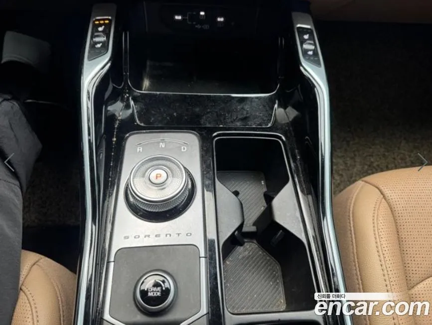 Kia Sorento — фото 10
