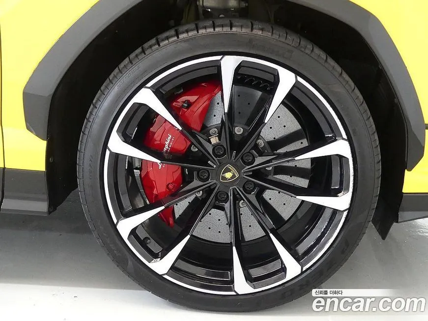 Lamborghini Urus 2024 из KR, фото 9