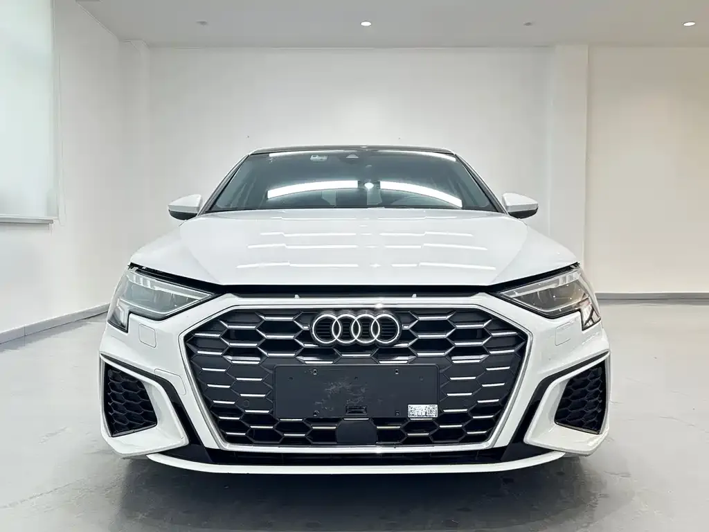 Audi A3 — фото 2