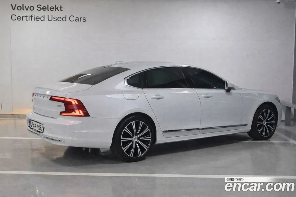 Volvo S90 — фото 4