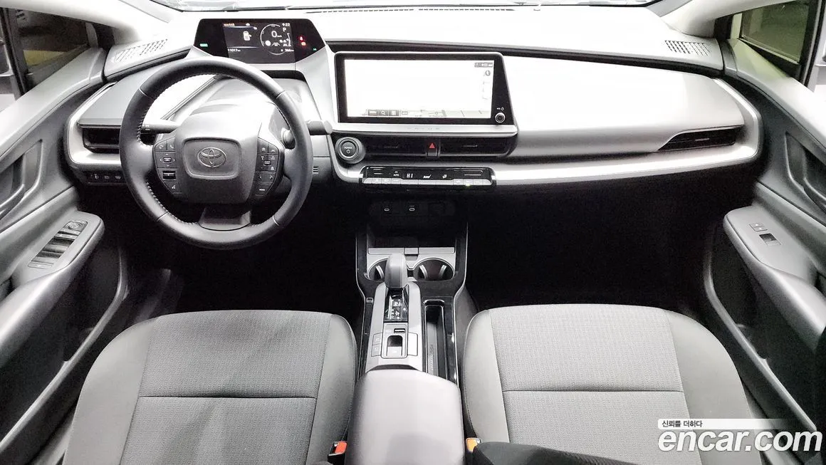 Toyota Prius 2024 из KR, фото 7