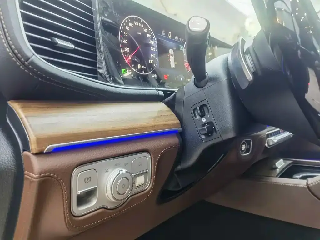 Mercedes-Benz GLS 2025 из CN, фото 7