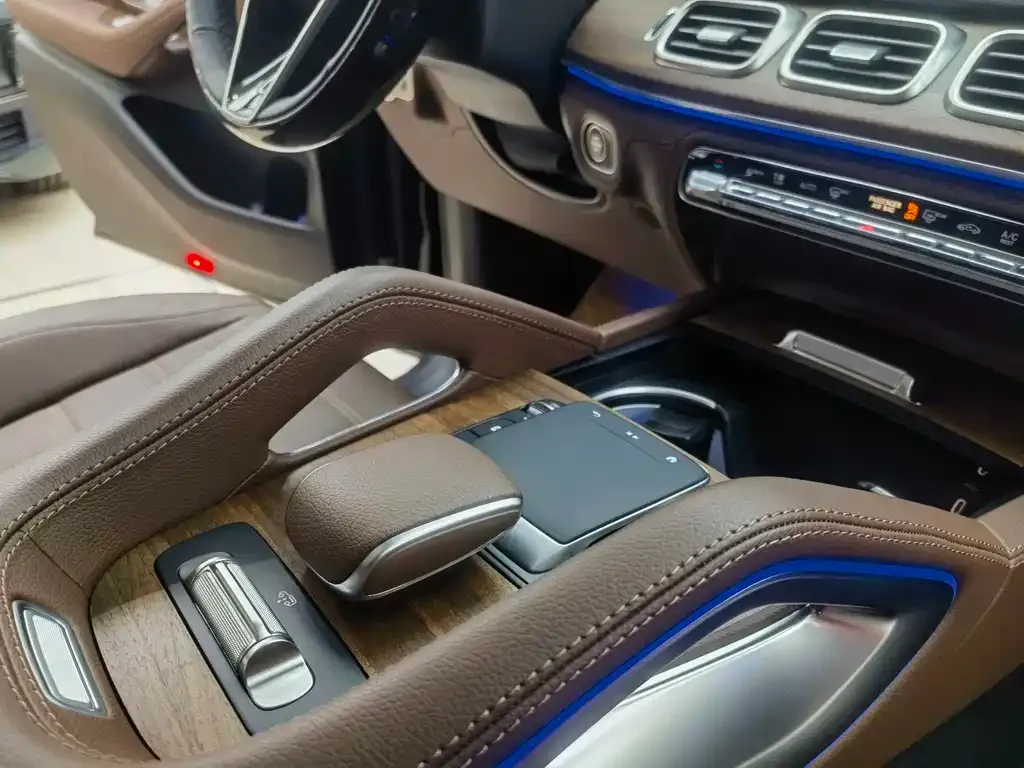 Mercedes-Benz GLS 2025 из CN, фото 9