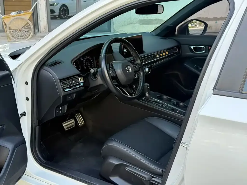 Honda Civic — фото 4