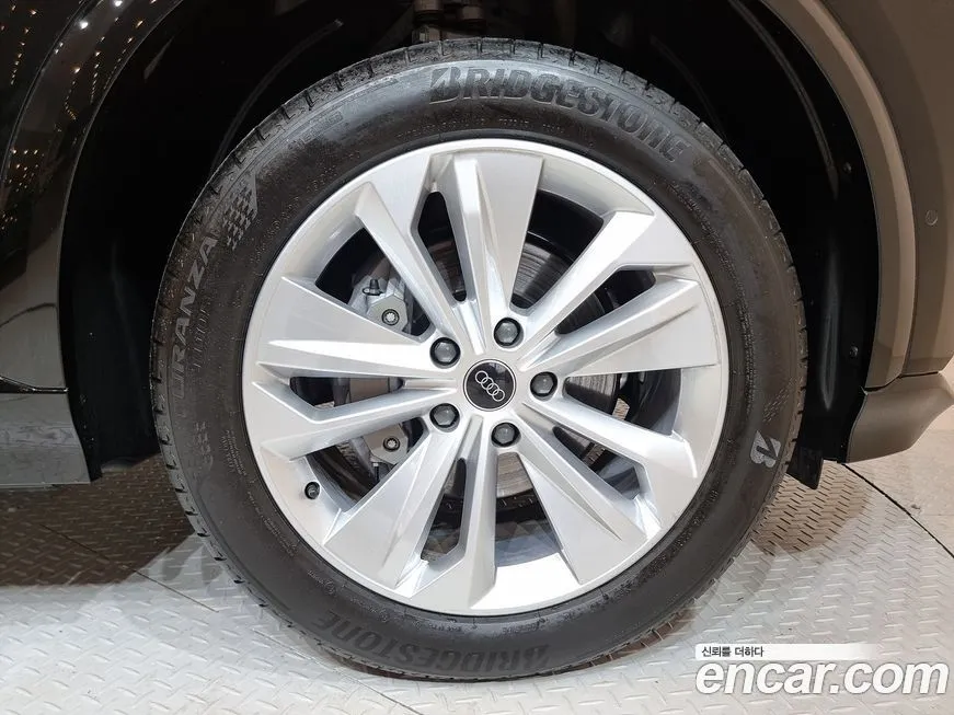 Audi Q6 e-tron 2025 из KR, фото 7