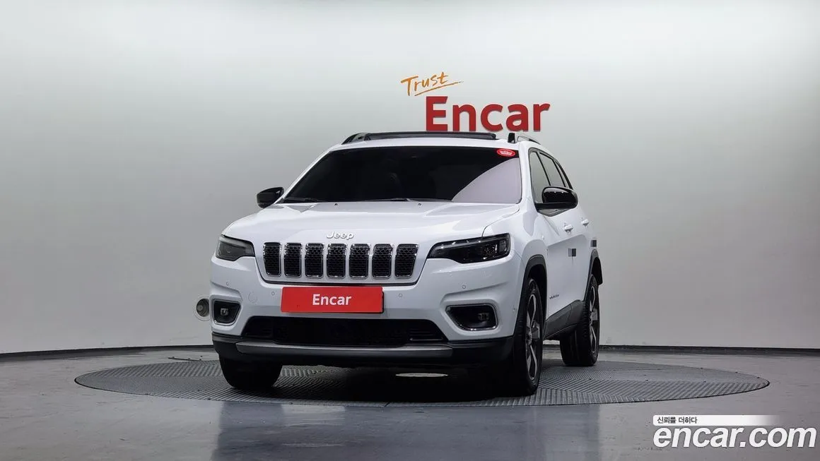 Jeep Cherokee — фото 3
