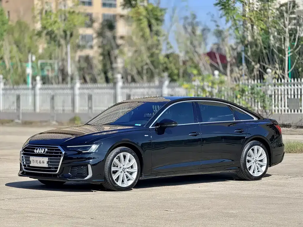 Audi A6L — фото 2