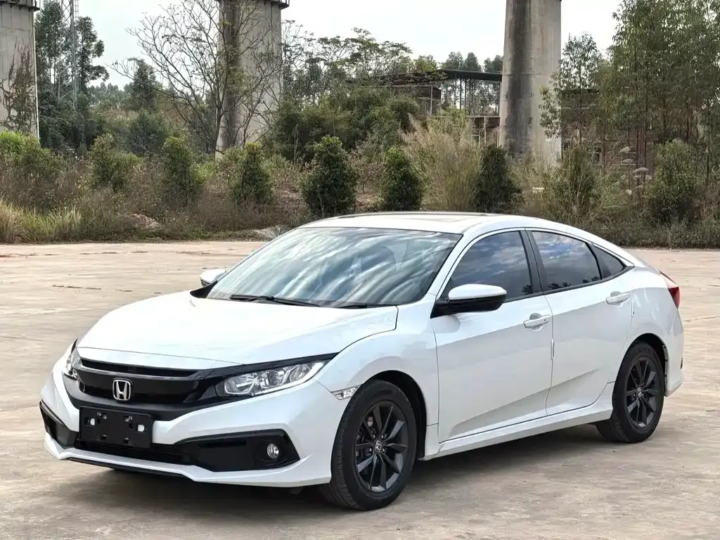 Honda Civic — фото 1