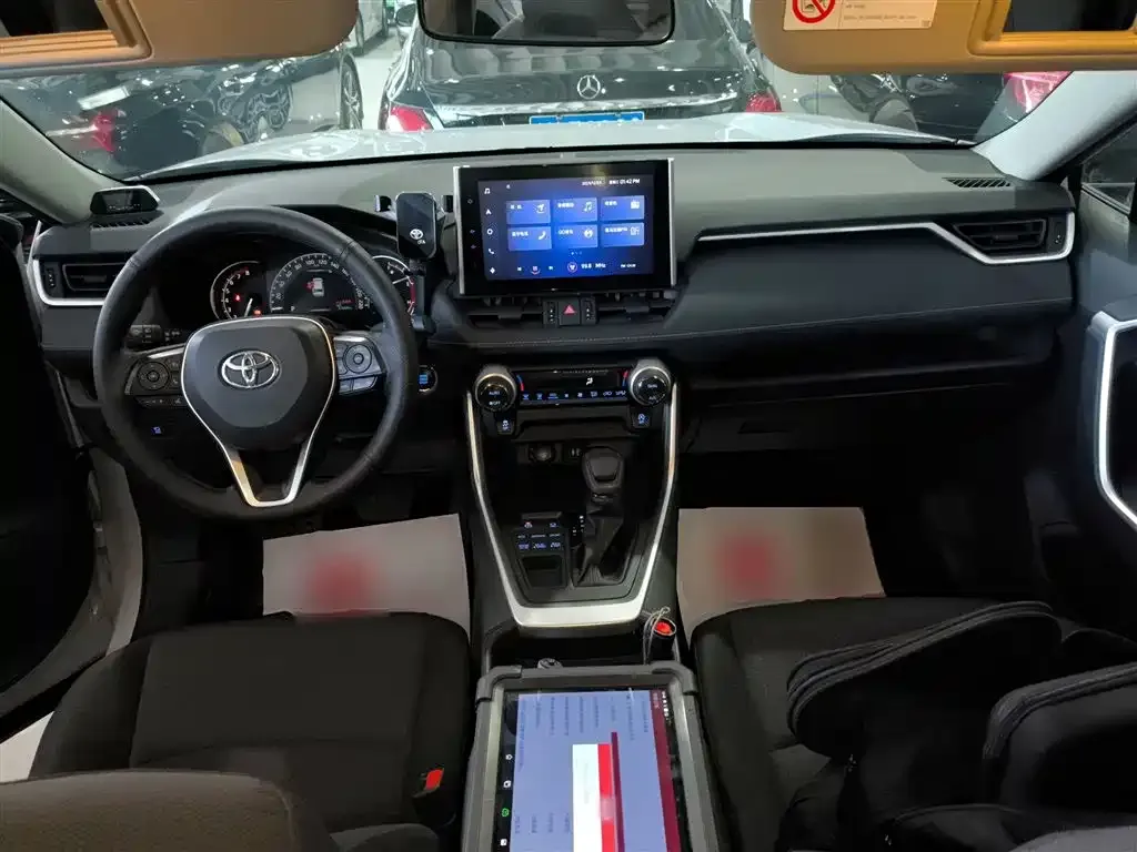 Toyota RAV4 2022 из CN, фото 10