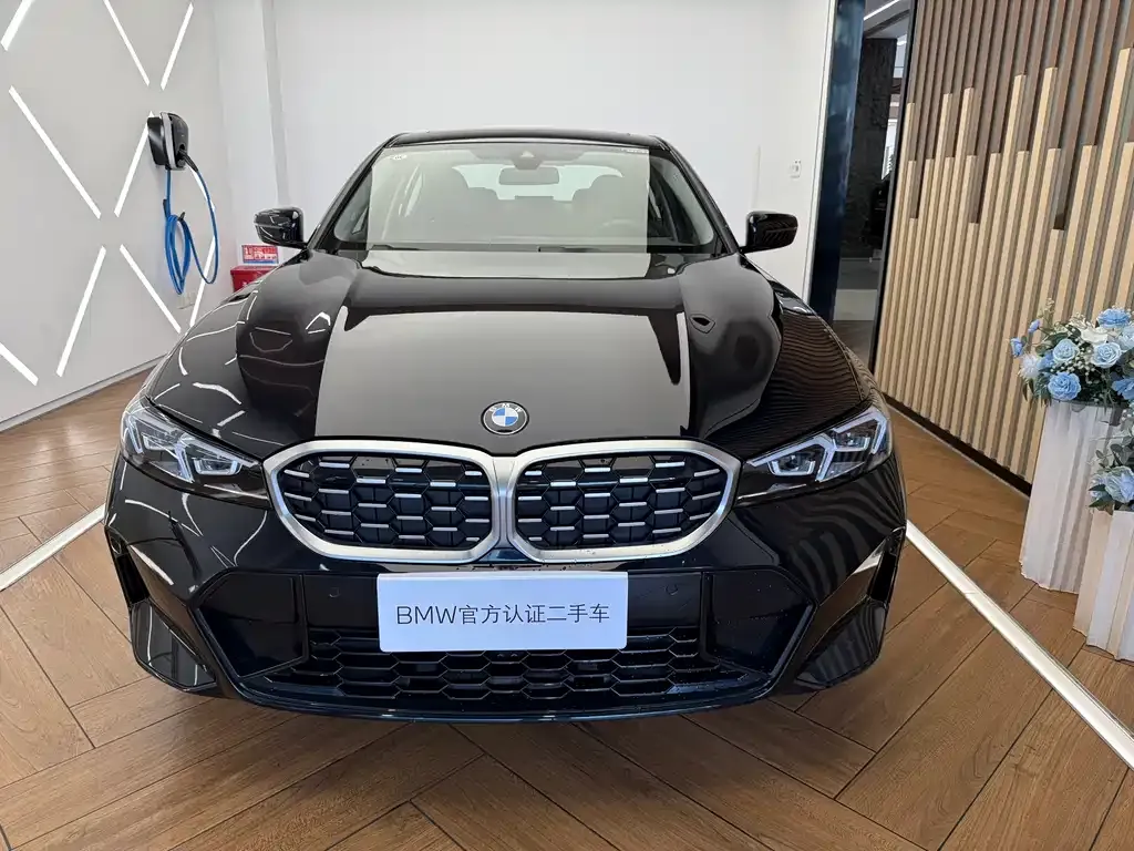 BMW 3 Series 2024 из CN, фото 2