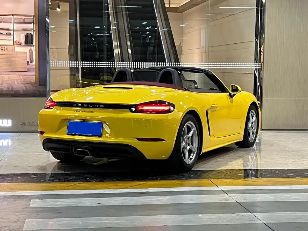 Porsche 718 2022 из CN, фото 3