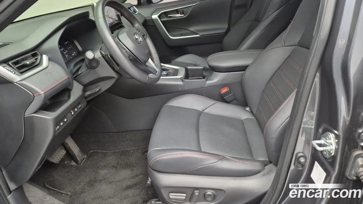 Toyota RAV4 2023 из KR, фото 9