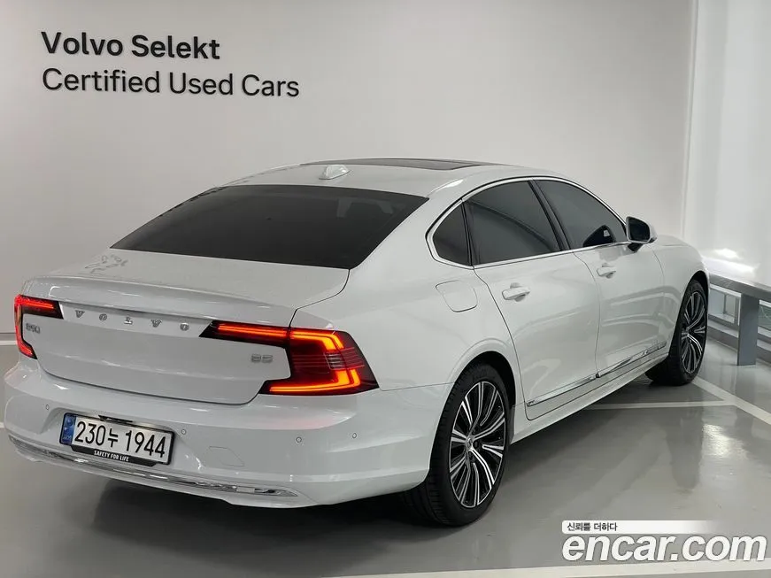 Volvo S90 — фото 2