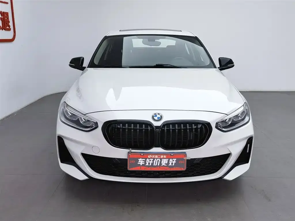 BMW 1 Series 2021 из CN, фото 3