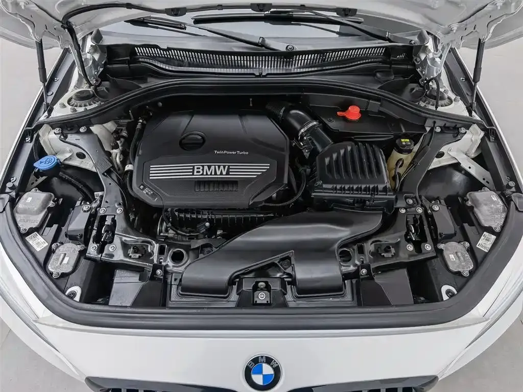 BMW 1 Series 2021 из CN, фото 6