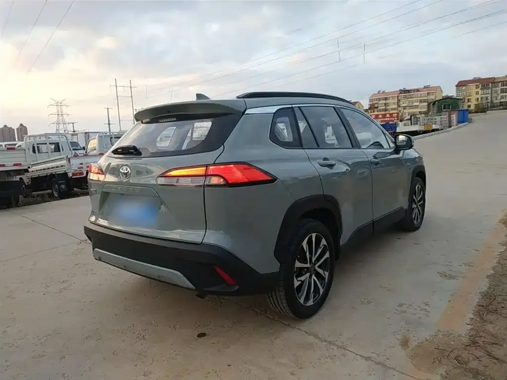Toyota Corolla Cross 2022 из CN, фото 7