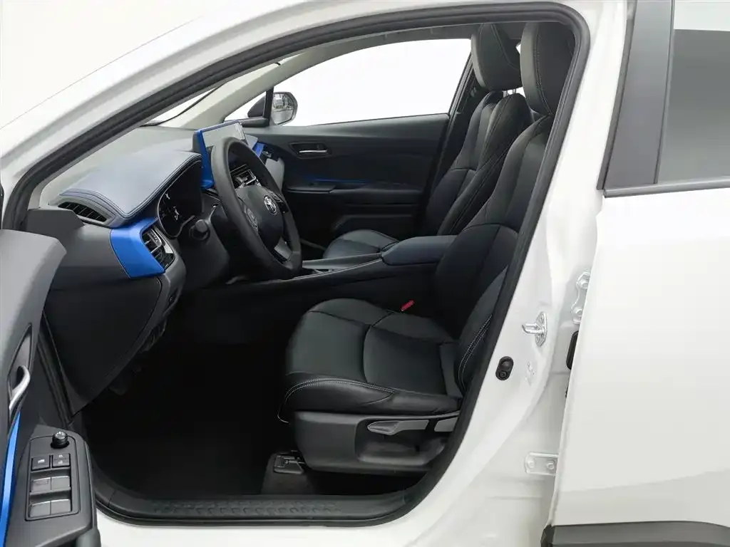 Toyota C-HR 2024 из CN, фото 10