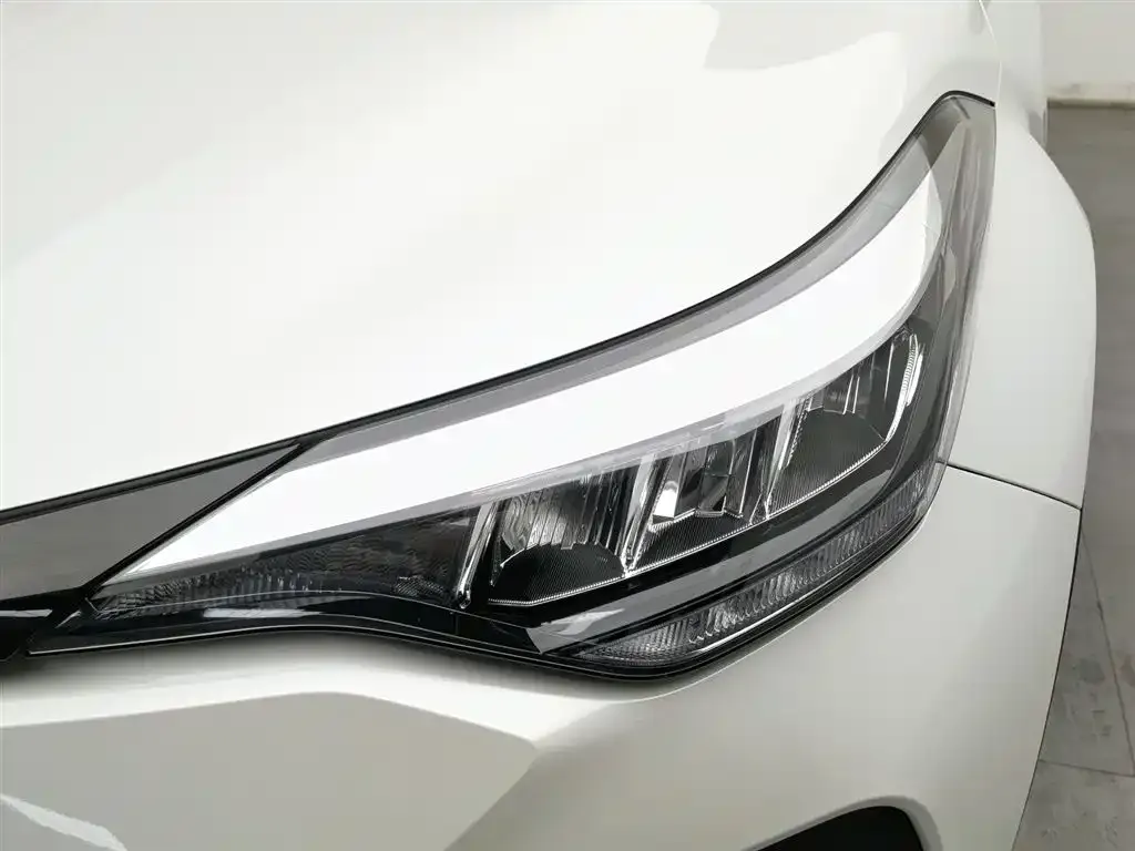 Toyota C-HR 2024 из CN, фото 7