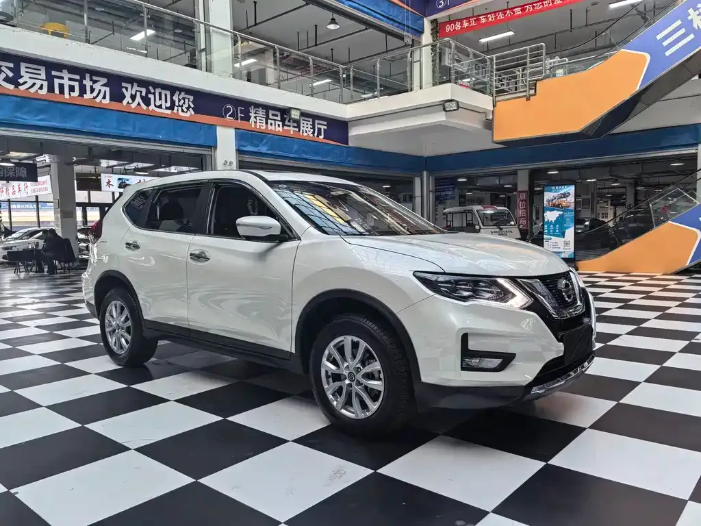 Nissan X-Trail — фото 3